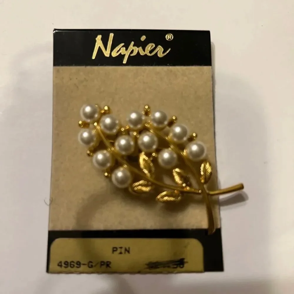 Vintage Napier Gold Tone Faux Pearl Leaves & Branches Pin/Brooch 2 3/8” Wide